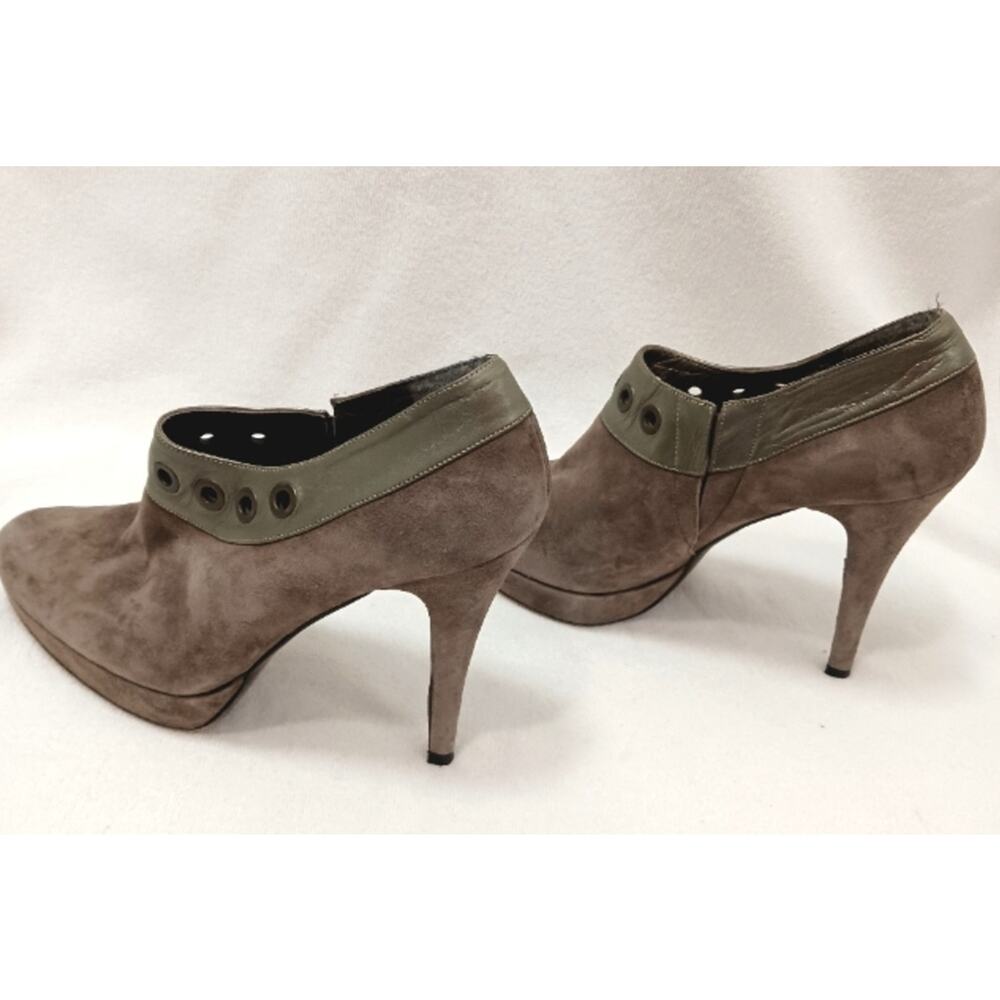 Stuart Weitzman Ankle Booties Sz 9 Brown Suede Leather  Modern Moto Barbiecore - Picture 4 of 15